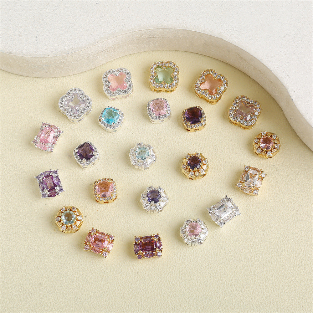 Small cube spacer beads